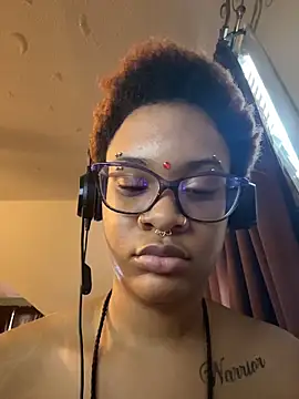 nickytheehawtie Chat XXX in diretta