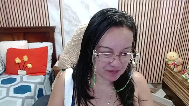 Sonialorens_'s Live XXX Chat