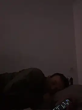 viktor1992-1-1 Adlı Modelin Canlı XXX Sohbeti