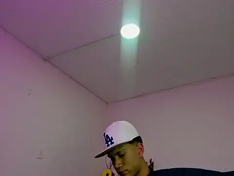 โชว์เว็บแคมของ Ailanys_Miller