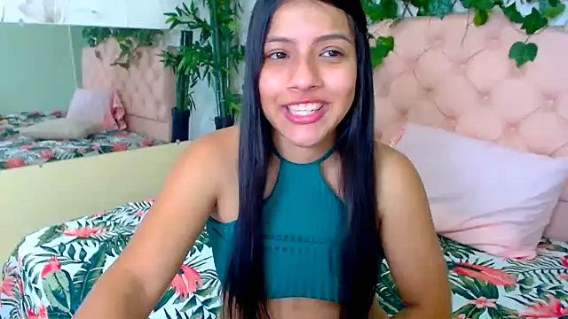 zara_cuteのライブXXXチャット