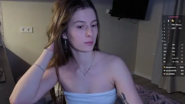 Chat +18 de JalevaKitties2 ao vivo