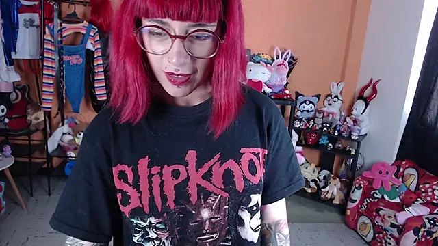 دردشة MissMiia2 الجنسية المباشرة