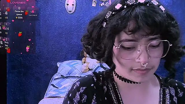 NinaYellowのライブXXXチャット