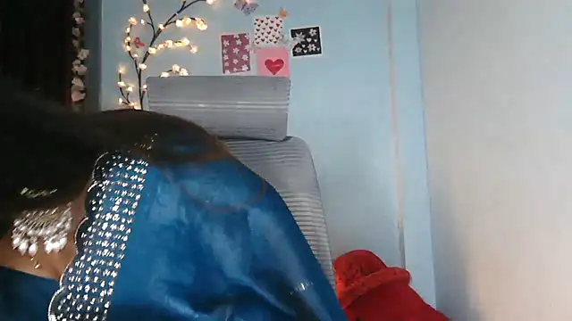 Reena_Singh53 Chat XXX in diretta