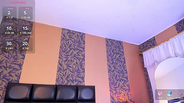 XXX chat uživo modela megan_al