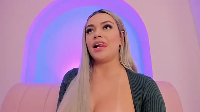 milaowens live XXX chat