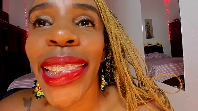 TAYLORR778 – Live XXX-chat