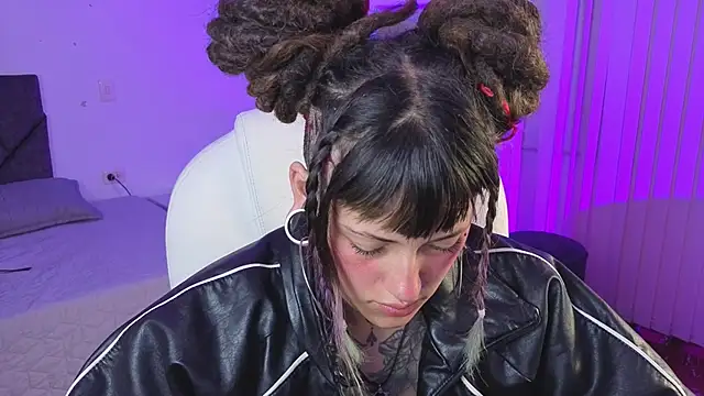 _sharlotte777's Live XXX Chat