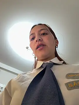 Emily-7_ 现场XXX聊天