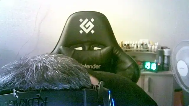 Czat XXX na żywo – SirAbuser