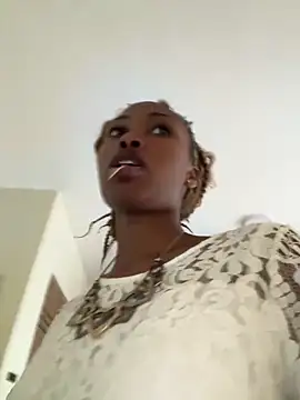 Nasty_boo_boo élő XXX-chatje