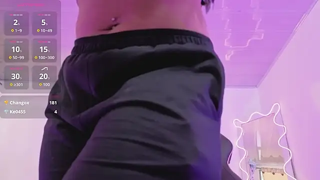 ZURY_TAY লাইভ XXX চ্যাট