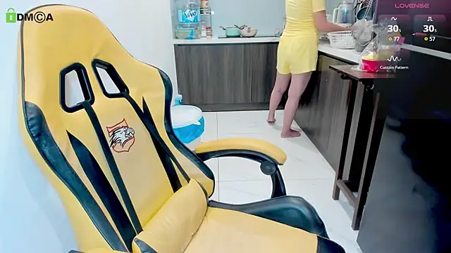 Clumsy_Girl – Naživo XXX chat