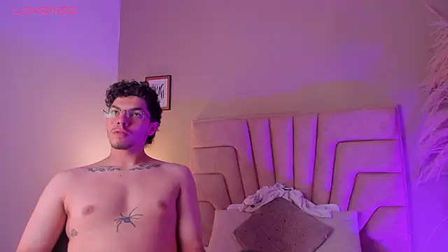 Вебкам-шоу Axel_Creed