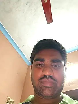 Pokazy przed kamerką – Harsha_Happy