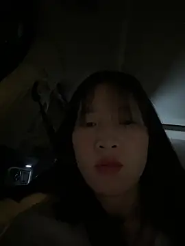 littleqiu Pertunjukan Webcam