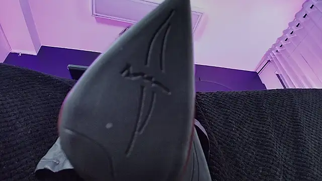 _Jade_16 Live XXX-Chat