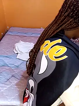 Chat XXX en directo de DaisyHarperr