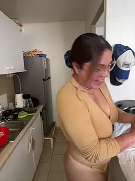 WHITEWOMEN_2 Obrolan Langsung XXX