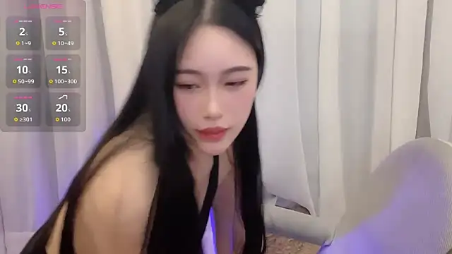 hayuyuyu Chat XXX in diretta