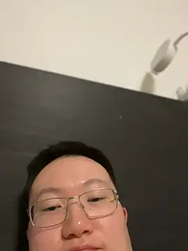 XXX chat uživo modela Sweet_Ripple321