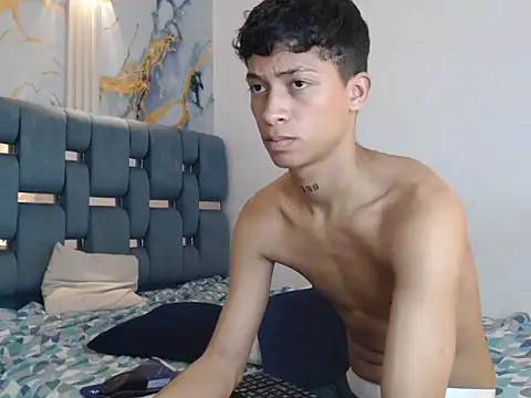 Chat +18 de GOLD_BOYS ao vivo