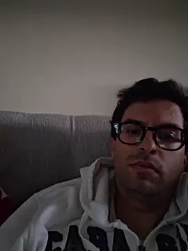 RikCum4u webcam show