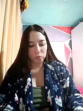 Chat +18 de Mysticdooll69 ao vivo