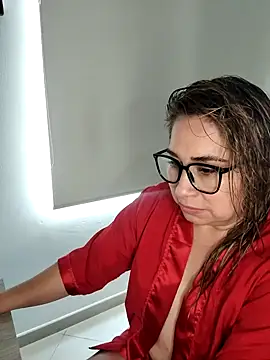 แชท XXX สดของ KamiSspencer