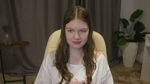 แชท XXX สดของ BrennaReul