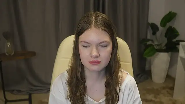 BrennaReul élő XXX-chatje