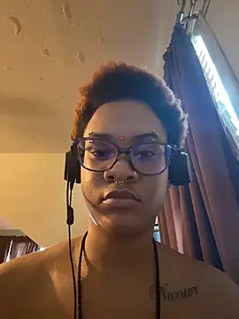 nickytheehawtie Obrolan Langsung XXX