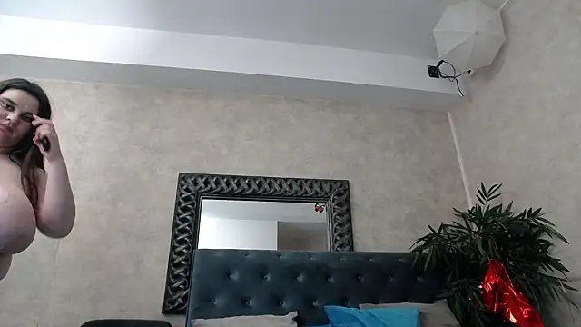 SaraEliseのウェブカメラショー