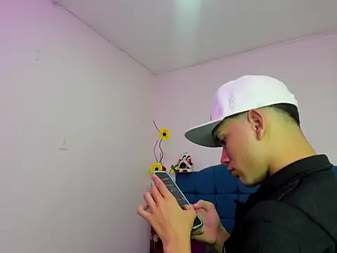 Ailanys_Miller: онлайн-секс-чат