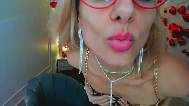 MuseOfStage Chat XXX live