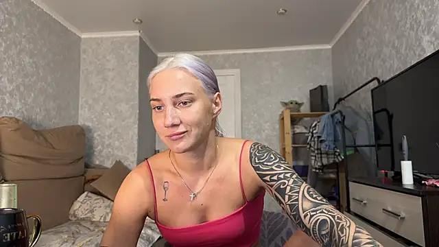 AnneBall Adlı Modelin Canlı XXX Sohbeti