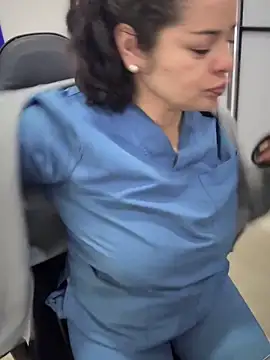 NATHALIA-28_: διαδικτυακό σόου στην κάμερα