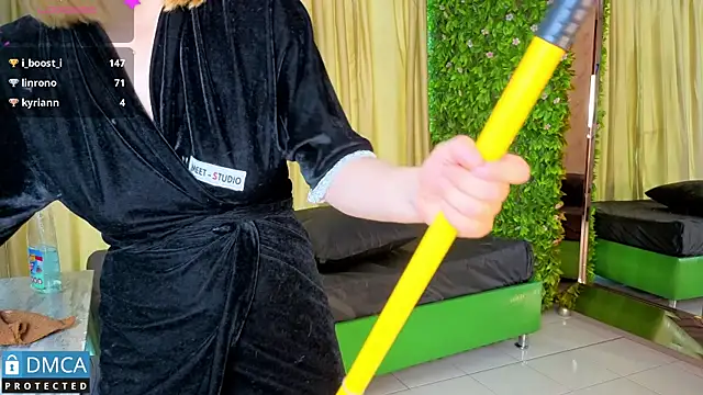 Živý XXX chat nena_cupcake_