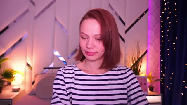 ShyySiren's Live XXX Chat