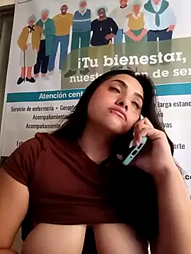 ANDREA-10_'s Webcam Show