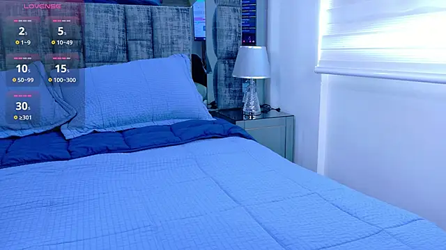 Samantha_Mont 现场XXX聊天