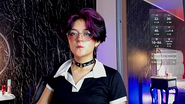 YuuMiko লাইভ XXX চ্যাট