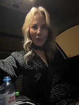 LisaMurr's Live XXX Chat