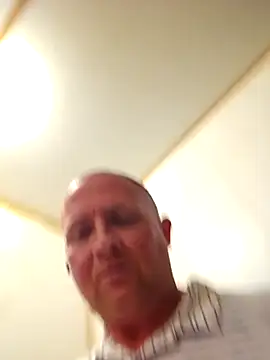 taurada76 Show in webcam