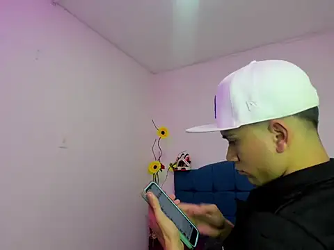 Ailanys_Miller live XXX chat