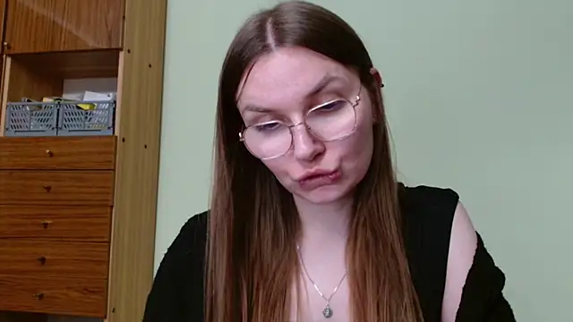 LooveELLYxn Live XXX chat