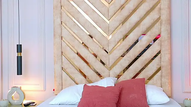 NicoleBlum Chat XXX in diretta