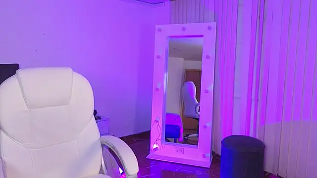 _sharlotte777 – Naživo XXX chat