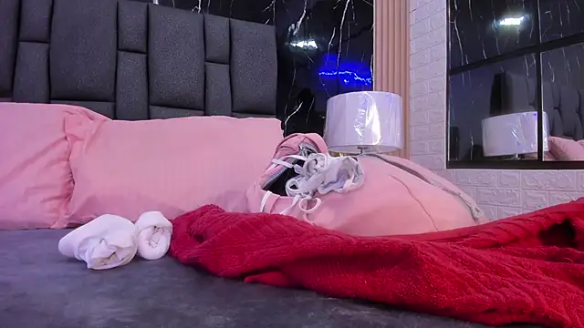 Czat XXX na żywo – BustyGlow